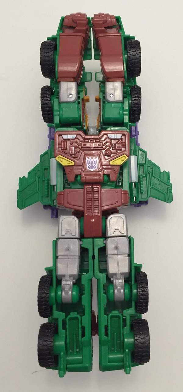 TFSS 4 0 Bludgeon   In Hand Images Of Subscription Service Voyager Class Figure  (12 of 16)